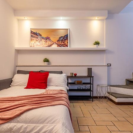 Romantic Suite Navigli - 15Min Duomo - Free Parking Milan Exterior photo